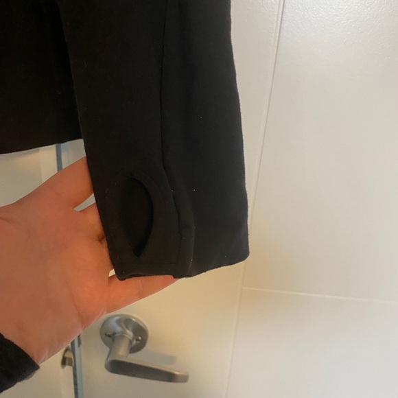 Lulu lemon jacket - Picture 9 of 10